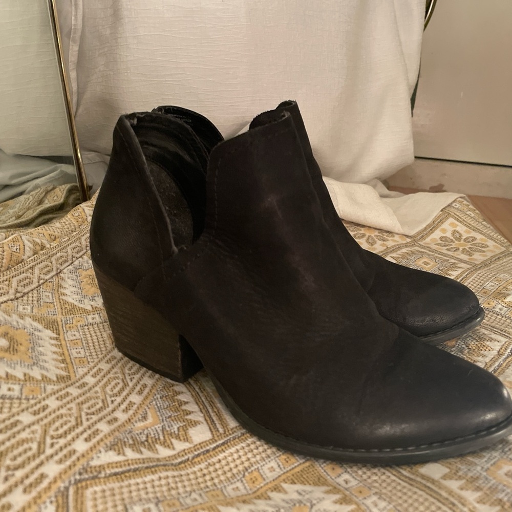 Stylish Black Ankle Boots